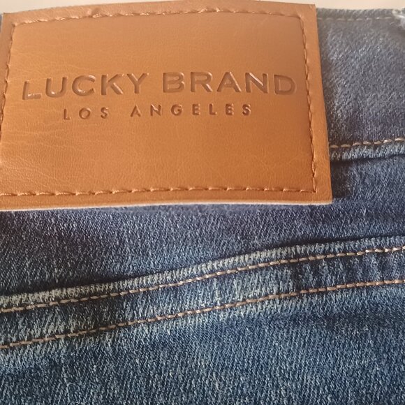 Lucky Brand Low Rise Lolita Bootcut Jean - Picture 8 of 8